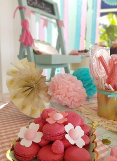 Comunión rosa, mint y dorado
